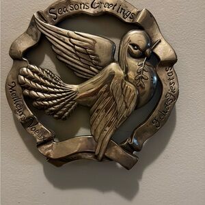 Silver Holiday Dove Wall Decor